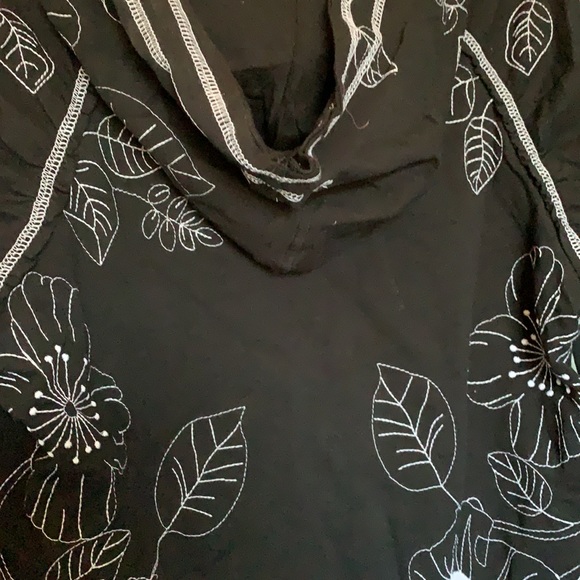 BCBG cotton zippered hoodie/sweatshirt - Picture 3 of 12